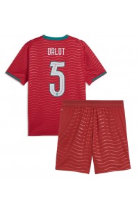 Portugali Diogo Dalot #5 Jalkapallovaatteet Lasten Kotipeliasu MM-kisat 2026 Lyhythihainen (+ Lyhyet housut)